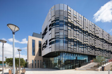 Building state of the art, sustainable science and research facilities with low energy design