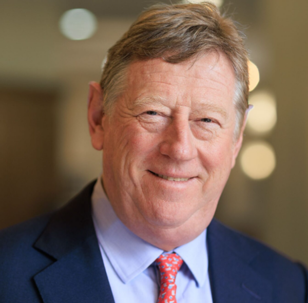 Sir James Wates headshot