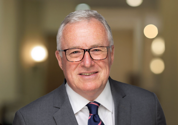 Tim Wates headshot