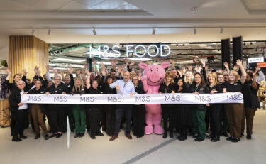 Working with private sector clients in complex and live environments