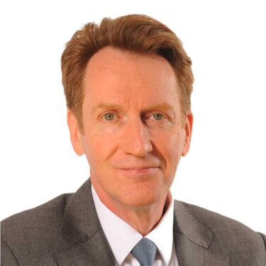 Eoghan O’Lionaird - Wates Chief Executive.