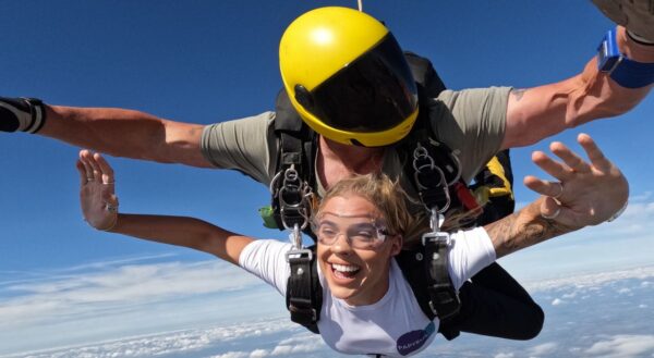 Skydiving for Papyrus